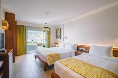 Deluxe-Zimmer – Royal Wing, 1 Queensize-Bett und 1 Einzelbett — The Royal Paradise Hotel & Spa