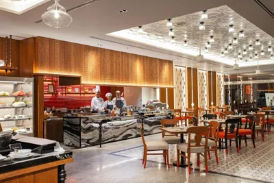 The Royal Paradise Hotel & Spa – Fotos 8
